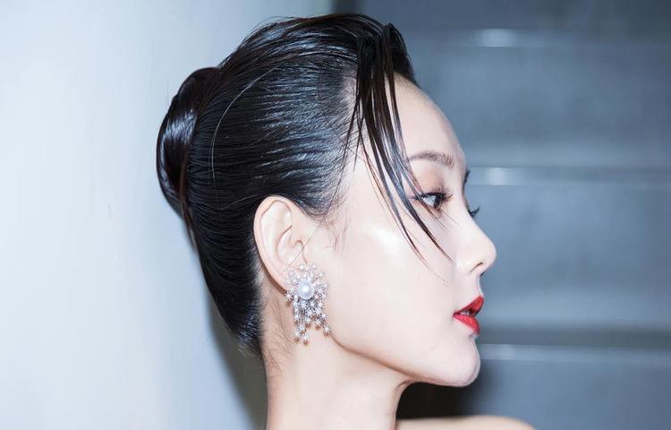 女性自信表达